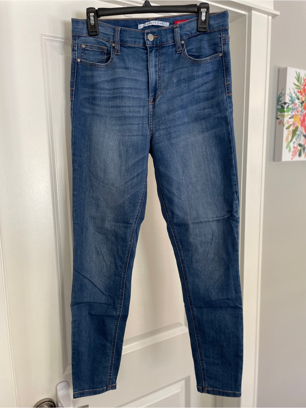 Celebrity Pink High-Rise Skinny Jeans in Medium Blue